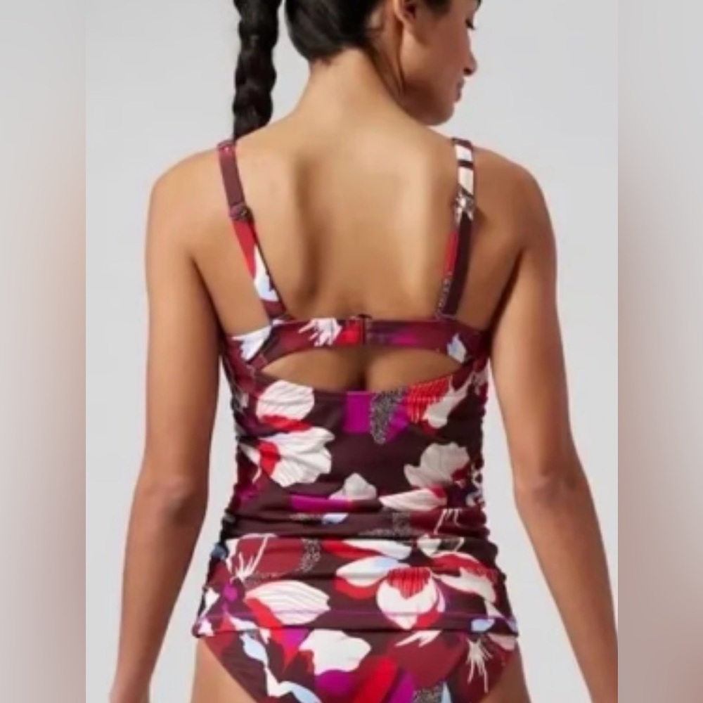 Athleta Tankini Top 34 B/C Hero Bloom BEAUTIFUL!!!